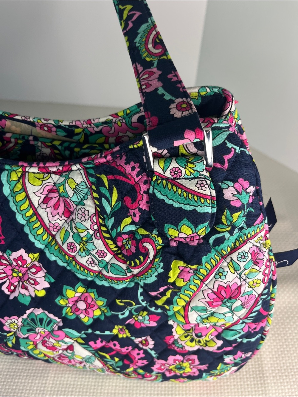 Vera Bradley Navy Multi-Color "Petal Paisley" retired large 3 section purse - Picture 4 of 17